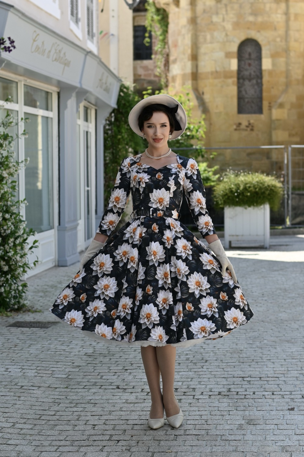 Farah Floral Swing Dress In Extended Sizing
